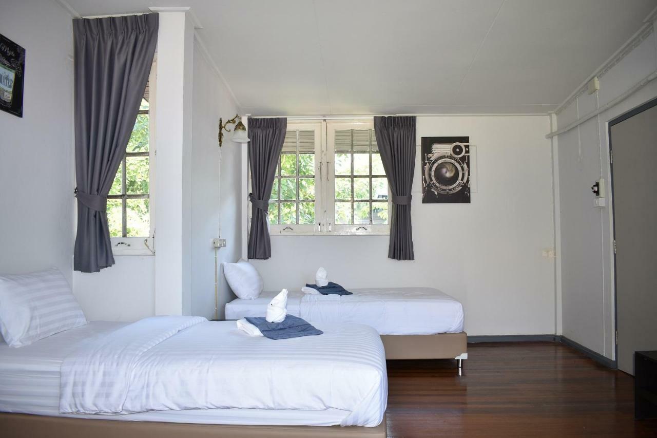 Maya Bed And Food Hostel Chiang Mai Zewnętrze zdjęcie