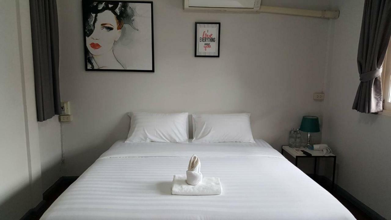 Maya Bed And Food Hostel Chiang Mai Zewnętrze zdjęcie