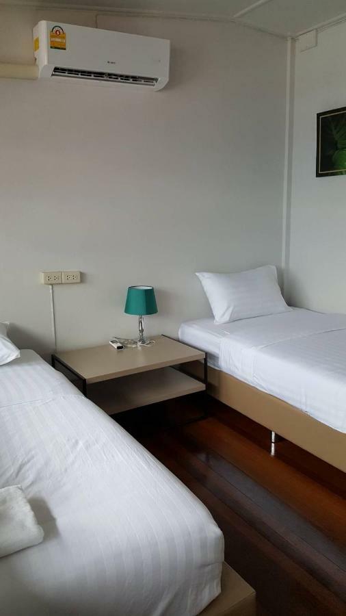 Maya Bed And Food Hostel Chiang Mai Zewnętrze zdjęcie