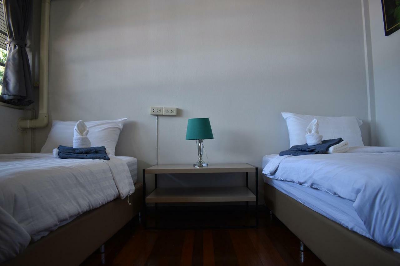 Maya Bed And Food Hostel Chiang Mai Zewnętrze zdjęcie
